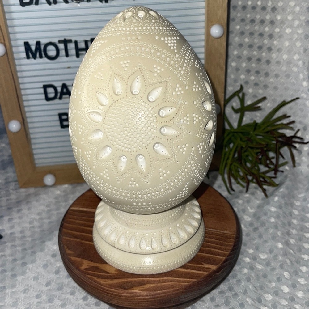 Vintage Ukrainian Pysanka Goose Egg – Etched Easter Folk Art from Ukraine – Rare